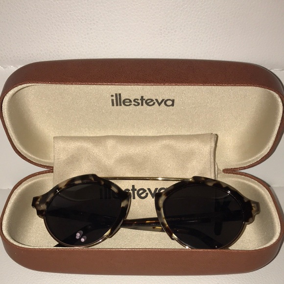 Illesteva Accessories - Illesteva Women’s Milan IV Sunglasses